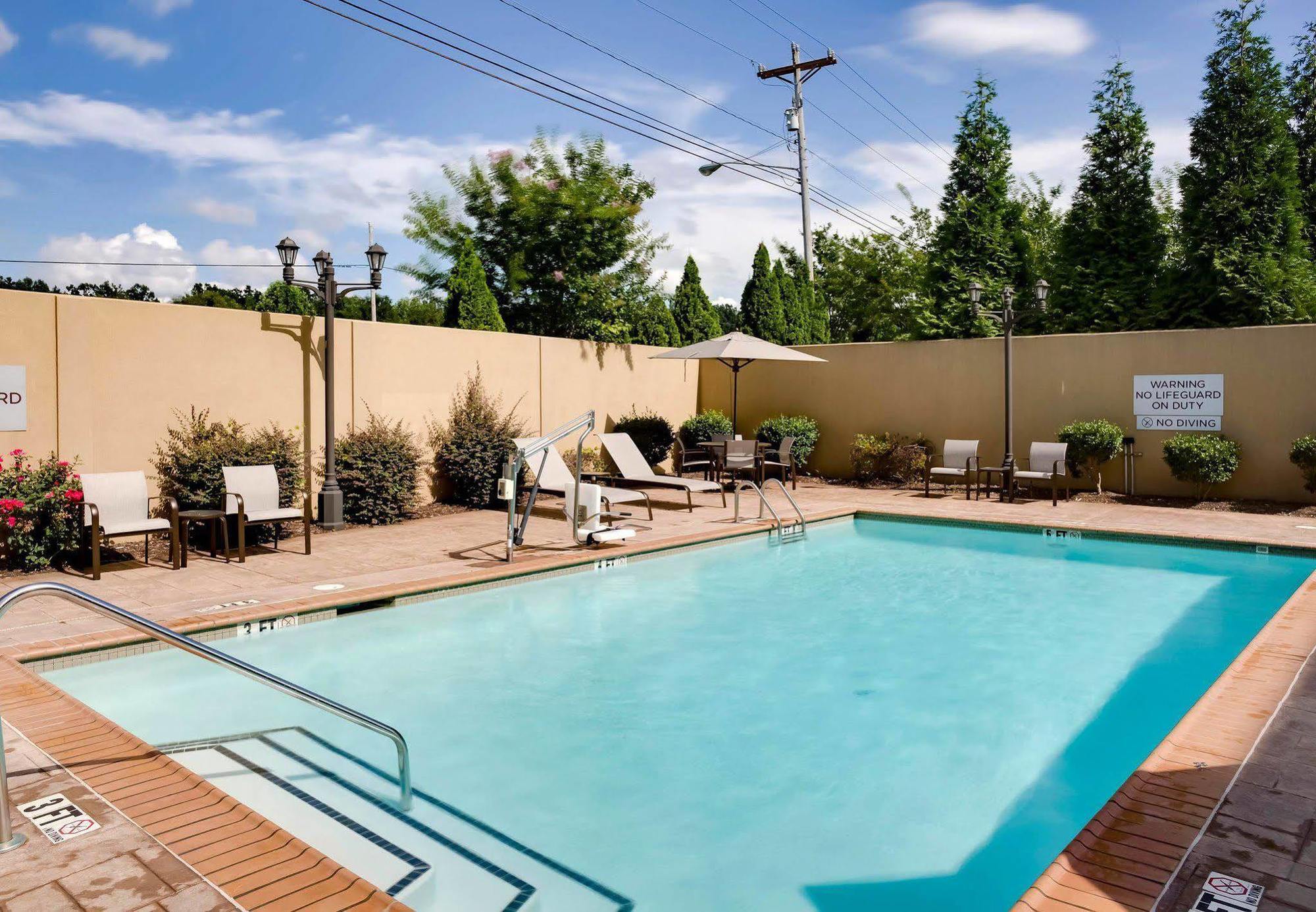 Courtyard Statesville Mooresville/Lake Norman Esterno foto